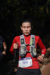 BIB: 1310
                            <button type="button" onclick="openModal(19234900)" class="btn btn-primary btn-sm float-right btn-popup" data-toggle="modal" data-target=".modal-high-quality">
                        <i class="fas fa-shopping-cart"></i> Add to Cart
                    </button>
                                            <button type="button" onclick="isThisMe(19234900, true)" class="btn btn-success btn-sm float-right btn-popup btn-isme hidden" data-toggle="tooltip" data-placement="bottom" title="นี่คือรูปของคุณใช่ไหม คลิกที่นี่เพื่อเอาเข้าอัลบั้ม">
                        <i class="fas fa-plus"></i> Add to album
                    </button>
                    <button type="button" onclick="isThisMe(19234900, false)" class="btn btn-warning btn-sm float-right btn-popup btn-isnotme hidden">
                        <i class="fas fa-ban"></i> Remove from album
                    </button>